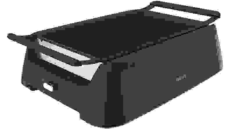 A black Philips Indoor Smoke-less Grill viewed from a front right angle.