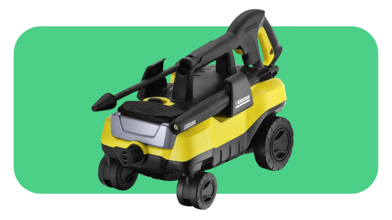 A wheeled Karcher pressure washer appears on a green background.